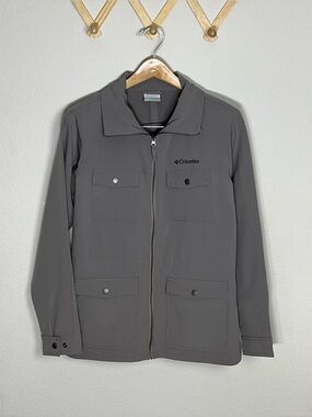 COLUMBIA • utility jacket